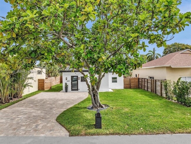 Photo - 107 Central Ave