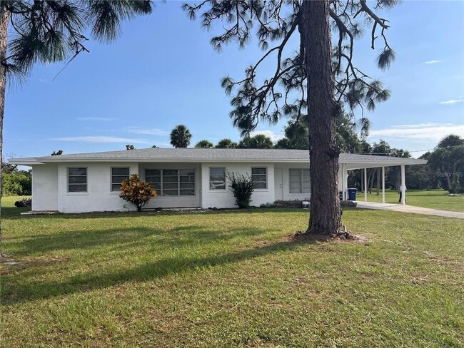 Photo - 641 E Dearborn St