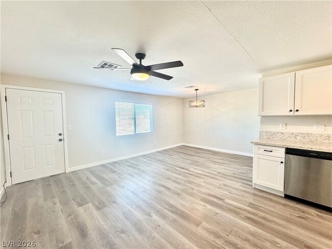Photo - 2081 S Dandelion St Unit 4