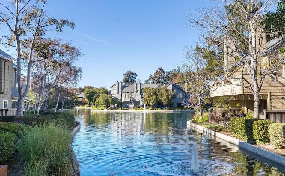 Photo - 1157 Shoreline Dr