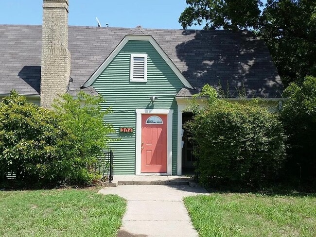 Building Photo - 304 Fulton St Unit A