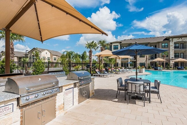 Photo - Cortland Luxe Shadow Creek