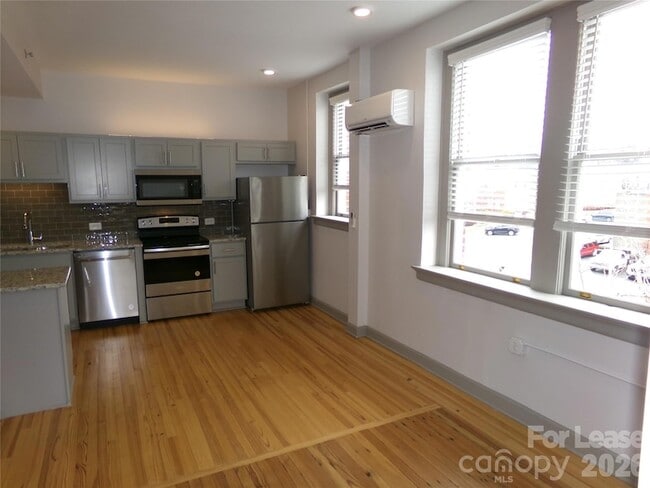 Photo - 197 N 2nd St Unit 302