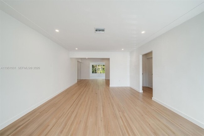 Photo - 47 Oviedo Ave