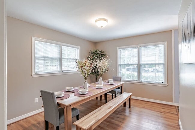 Building Photo - 413 Coventry Way Unit ID1043635P