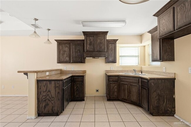 Photo - 405 E 2nd St Unit A