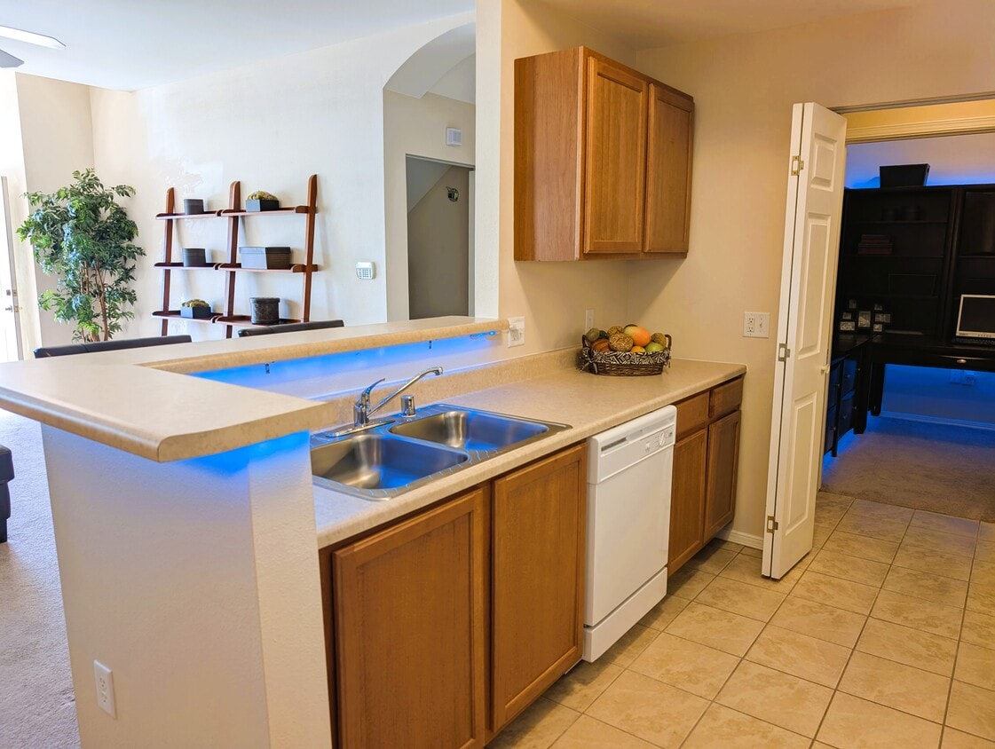 Floor Plan - The Sevilla WITH attached garage