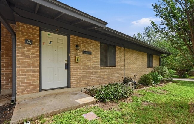 Photo - 8910 Little Walnut Pkwy Unit A