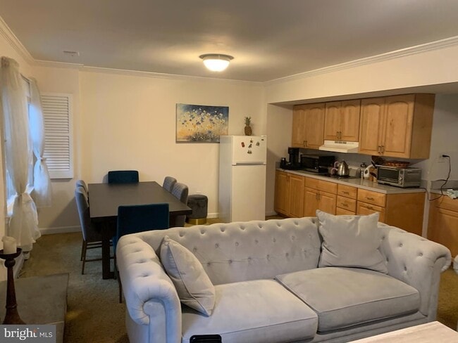 Building Photo - 5800 Edson Ln Unit 2