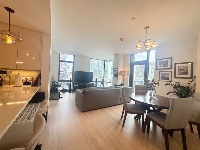 Photo - 32 Traveler St Unit 609