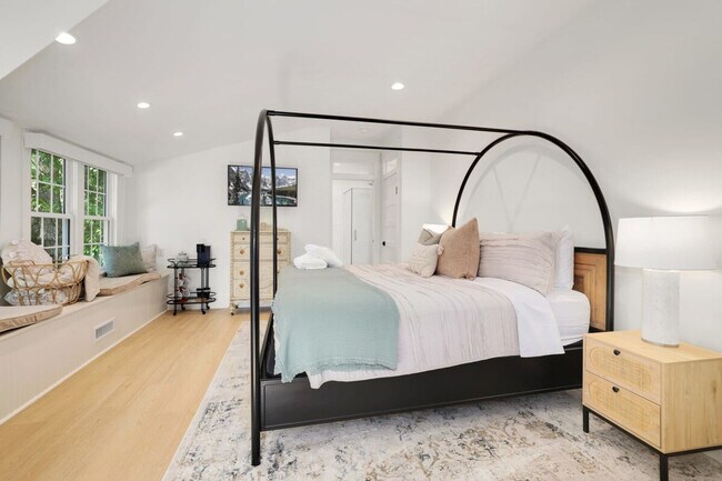 Photo - 614 W Lafayette St Unit ID1221896P