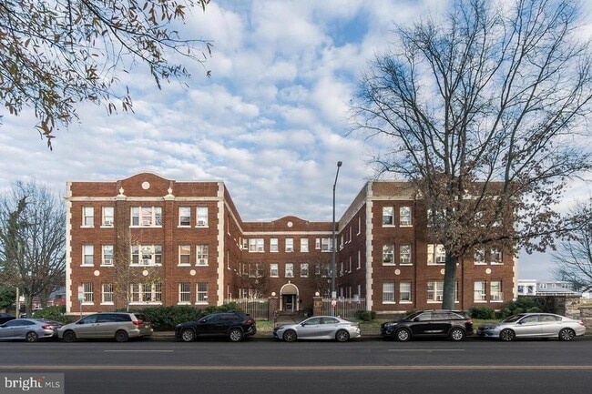 Building Photo - 6645 Georgia Ave NW Unit 101