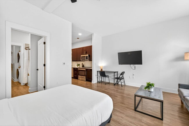 Photo - 1116 Gramercy Ln Unit SI ID1316310P