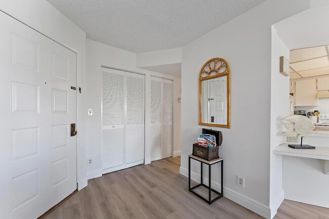 Photo - 1605 S US Hwy 1 Unit B201