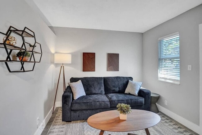 Photo - 50 Davie Blvd Unit SI FL1-ID1504011P