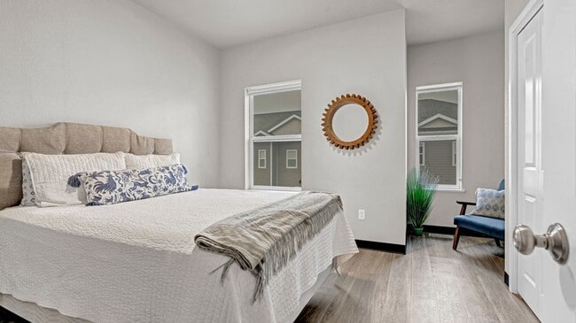 Photo - Pinnacle Villages - Waverly