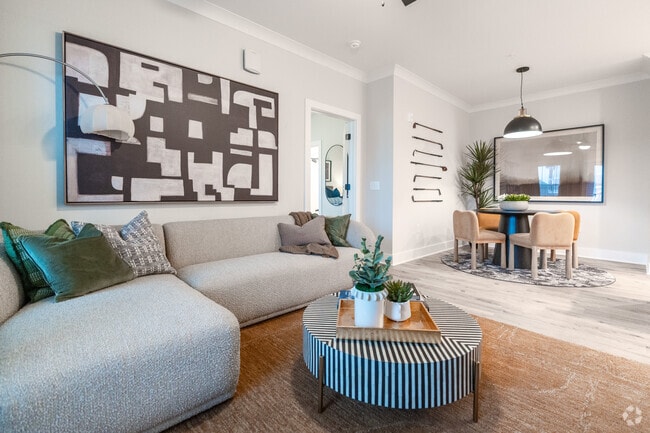 Interior Photo - Magnolia Hill