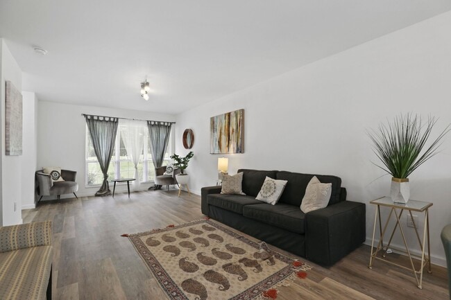 Photo - Golden Gate Townhomes |