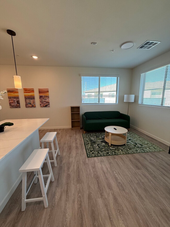 Building Photo - 5839 Cilantrillo Ave Unit SI ID1318666P