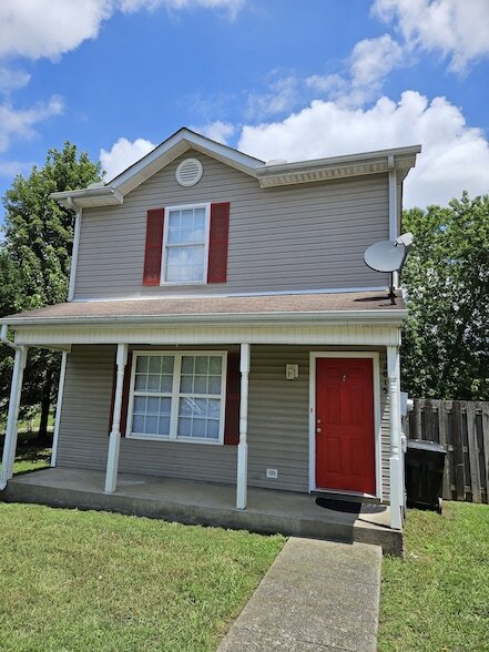 Building Photo - 2015 Bradyville Pike