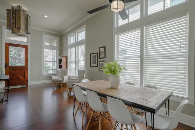 Photo - 2618 Thomas Ave Unit ID1019480P