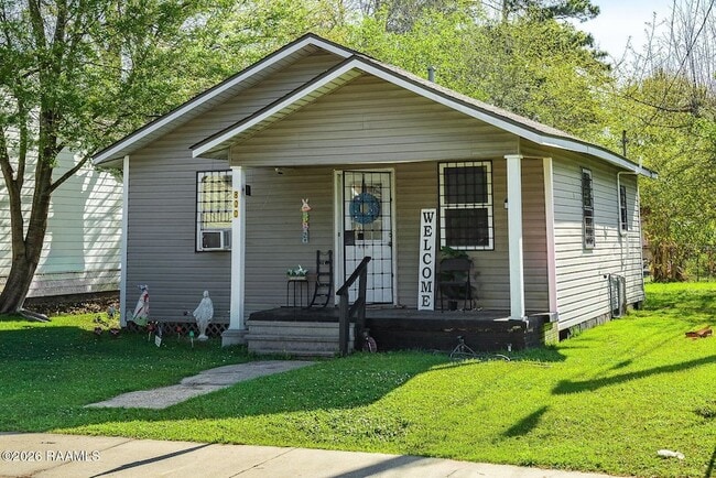 Photo - 800 N St Antoine St