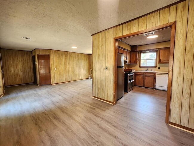 Photo - 803 N Oneal St