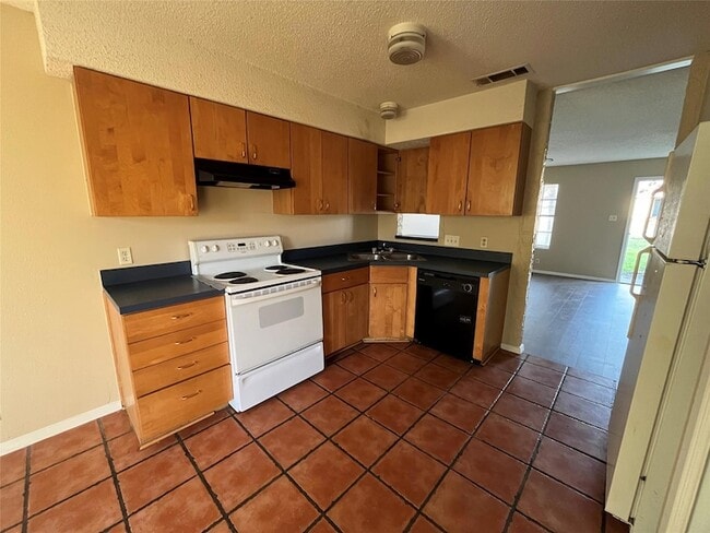 Photo - 304 Highland Estates Dr Unit 306