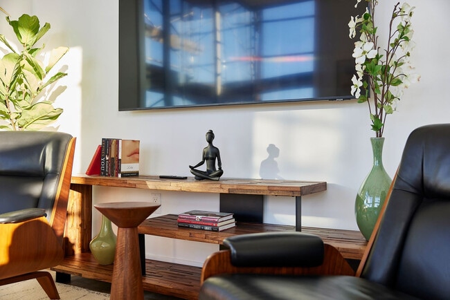 Photo - 57 Newark St. Unit FL4-ID1041923P