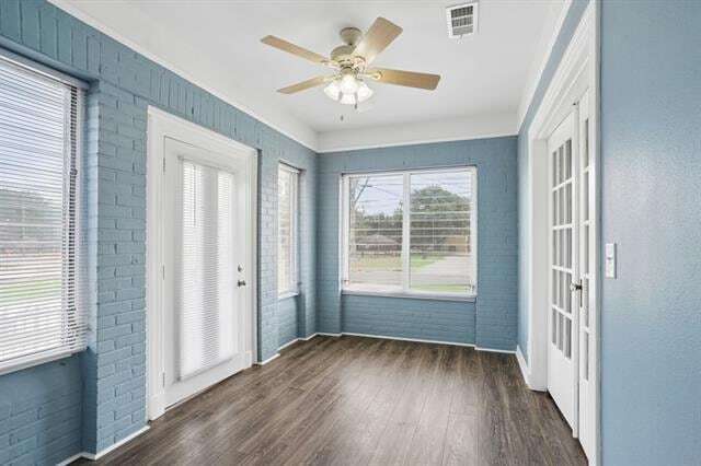 Photo - 177 W 5th St
