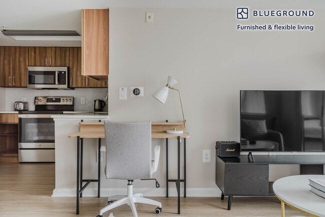 Photo - 450 Massachusetts Ave NW