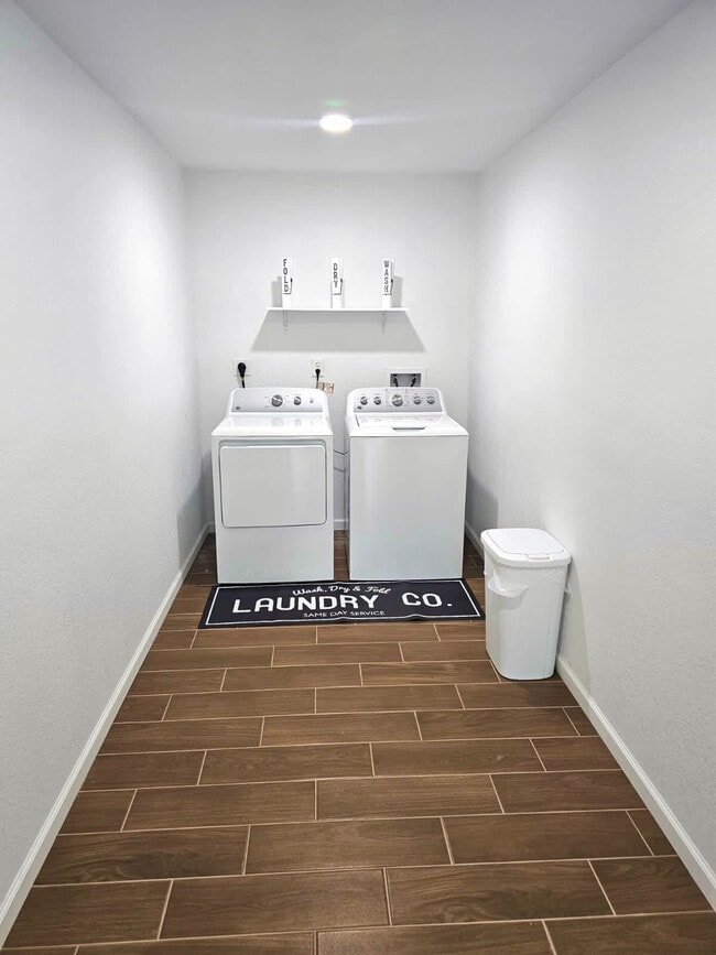 Photo - 30 Buck Ln Unit SI ID1534748P