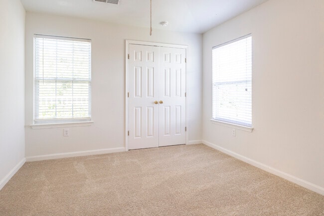 Photo - Belmont Landing Apartments