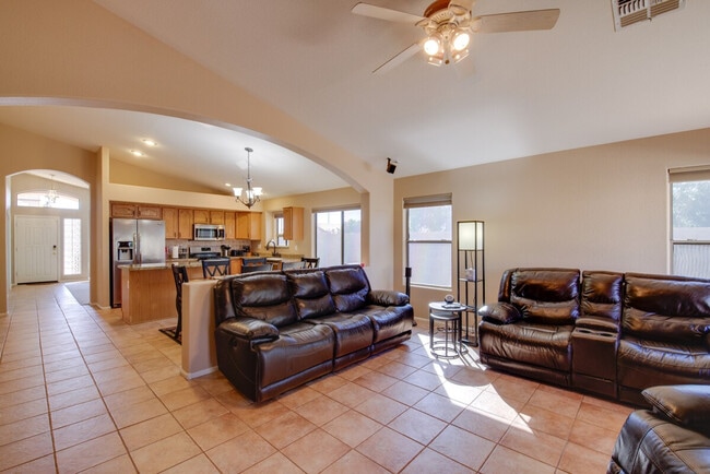 Photo - 3830 E Thornton Ave Unit SI ID1385766P