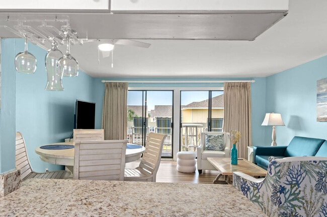 Building Photo - 775 Gulf Shore Dr Unit ID1285926P