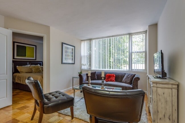 Photo - Park East Apartments