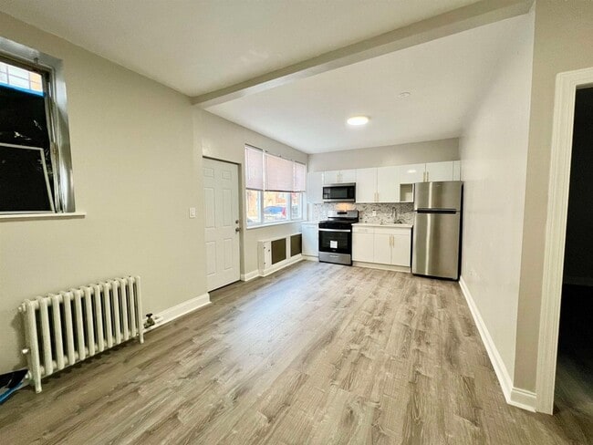 Photo - 6002 Hudson Ave Unit 1A