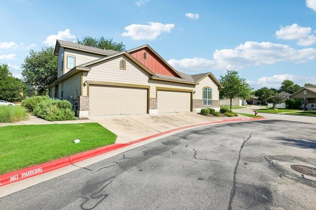 Photo - 711 Rolling Oak Dr Unit 100