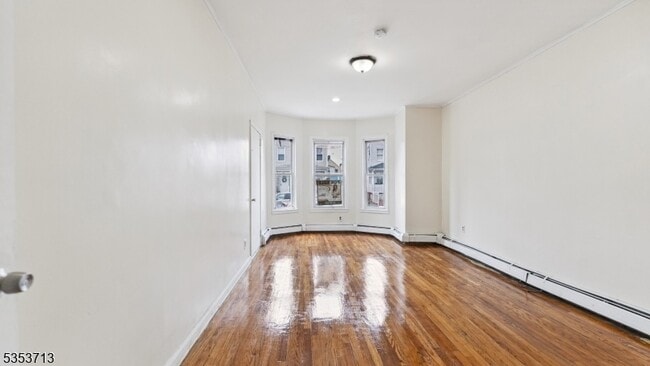 Photo - 253 Franklin St Unit 1