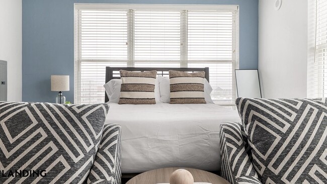 Photo - 302 13th St S Unit PH738