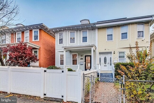 Photo - 5415 Illinois Ave NW