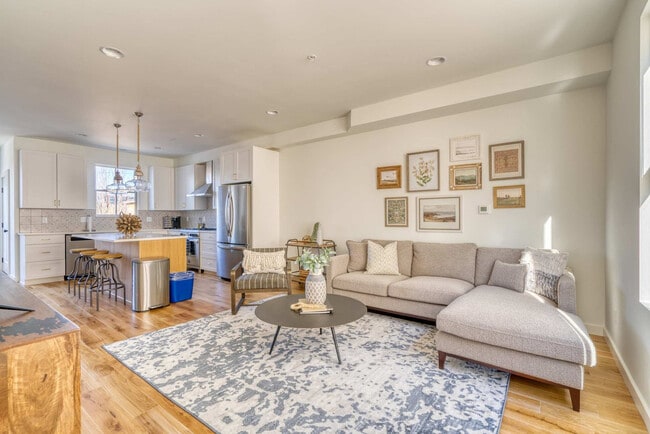 Photo - 516 NE 56th Ave Unit ID1309842P