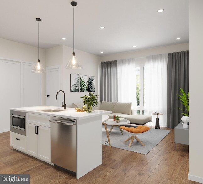 Building Photo - 2513 N Howard St Unit 101