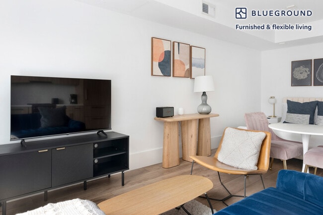 Photo - 1288 Howard St Unit FL5-ID2120