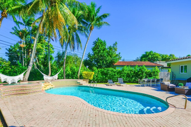 Photo - 6735 SW 52nd St Unit FL1-ID1022285P