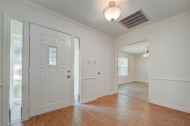 Photo - 5507 Enchanted Timbers Dr