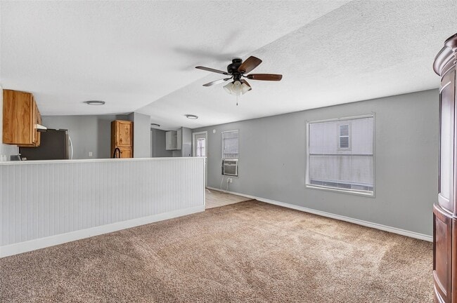 Photo - 10821 TX-150 Unit 18