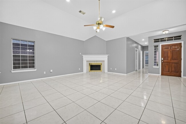 Building Photo - 13607 Sable Ln