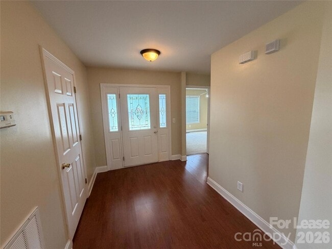 Photo - 1491 Mayfair Dr