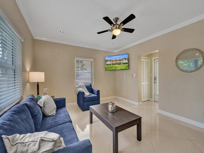 Photo - 37 Hendricks Isle Unit SI ID1504010P